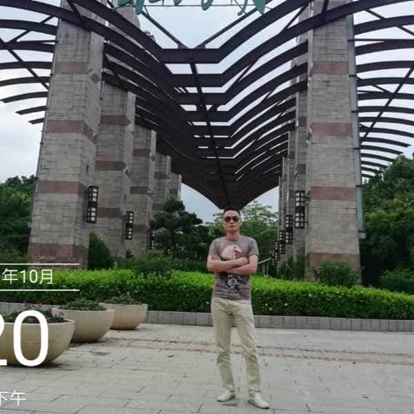 40岁岁四川单身帅哥 - 那曲吉缘网