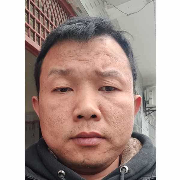 37岁岁陕西单身帅哥 - 那曲吉缘网