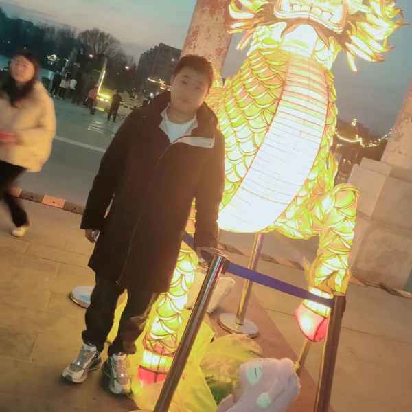 33岁岁山西单身帅哥 - 那曲吉缘网