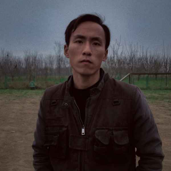31岁岁陕西单身帅哥 - 那曲吉缘网