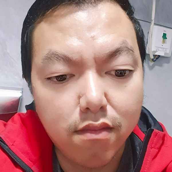 38岁岁江苏单身帅哥 - 那曲吉缘网
