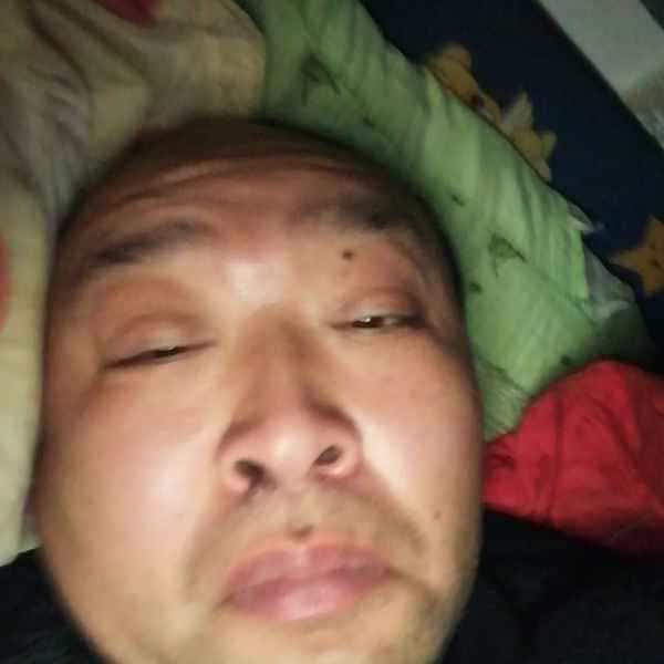 35岁岁湖北单身帅哥 - 那曲吉缘网