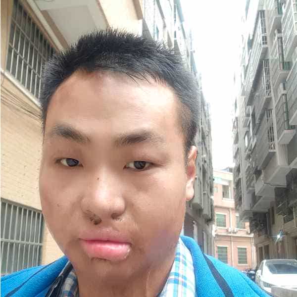 33岁岁湖北单身帅哥 - 那曲吉缘网