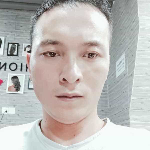 35岁岁陕西单身帅哥 - 那曲吉缘网