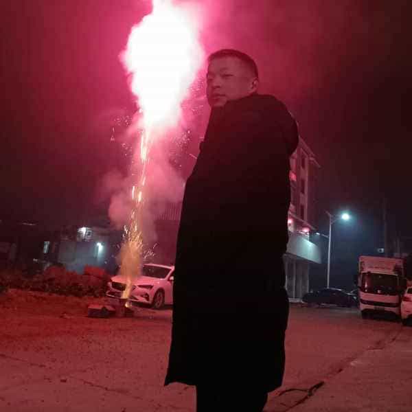 38岁岁四川单身帅哥 - 那曲吉缘网