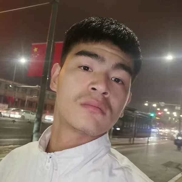 23岁岁山西单身帅哥 - 那曲吉缘网