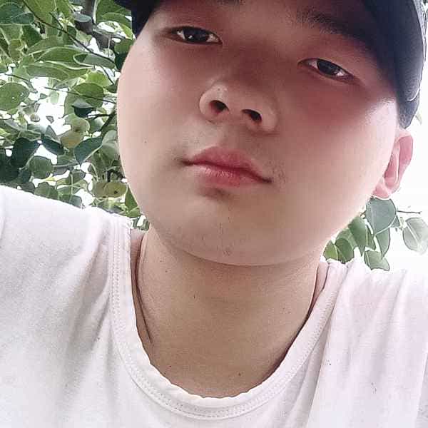 21岁岁安徽单身帅哥 - 那曲吉缘网