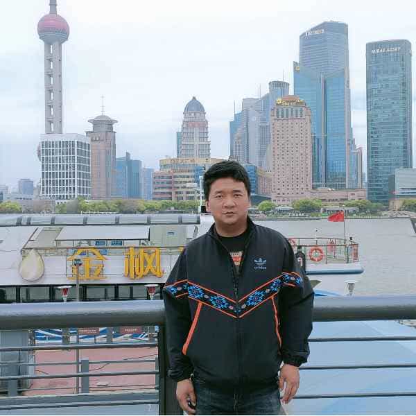 28岁岁云南单身帅哥 - 那曲吉缘网