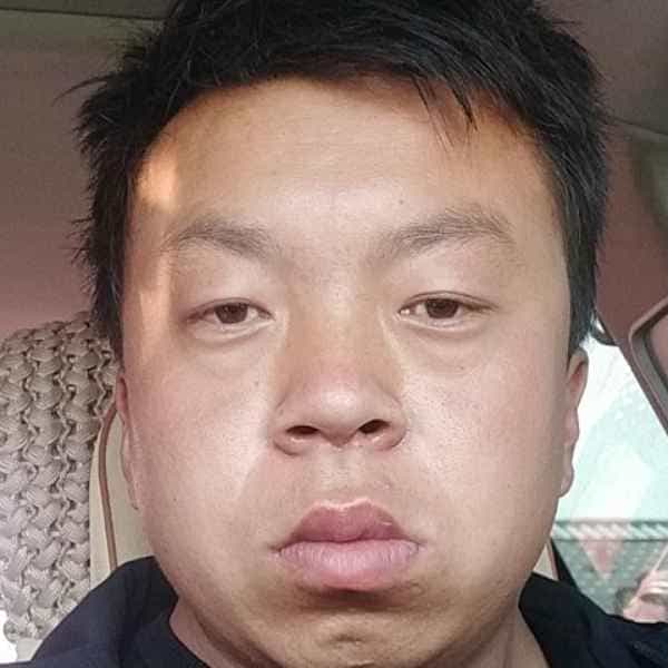32岁岁内蒙古单身帅哥 - 那曲吉缘网