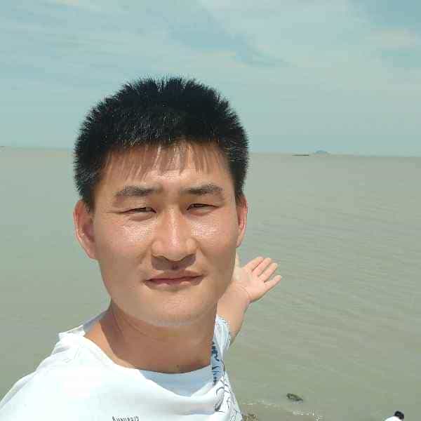 32岁岁山东单身帅哥 - 那曲吉缘网