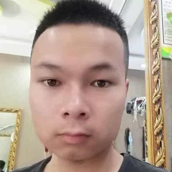 29岁岁云南单身帅哥 - 那曲吉缘网