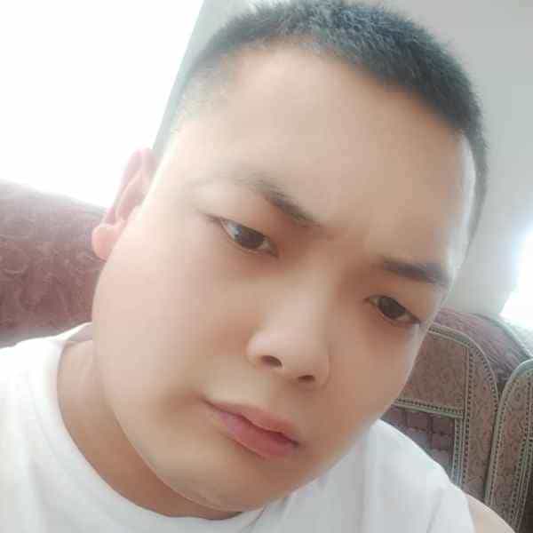 32岁岁陕西单身帅哥 - 那曲吉缘网