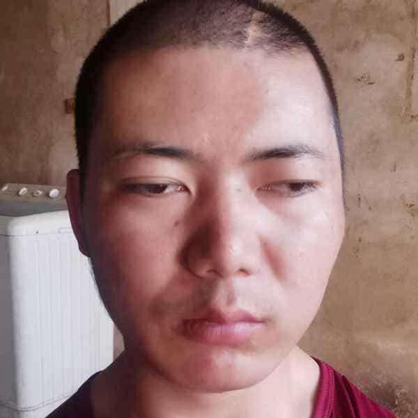 35岁岁云南单身帅哥 - 那曲吉缘网