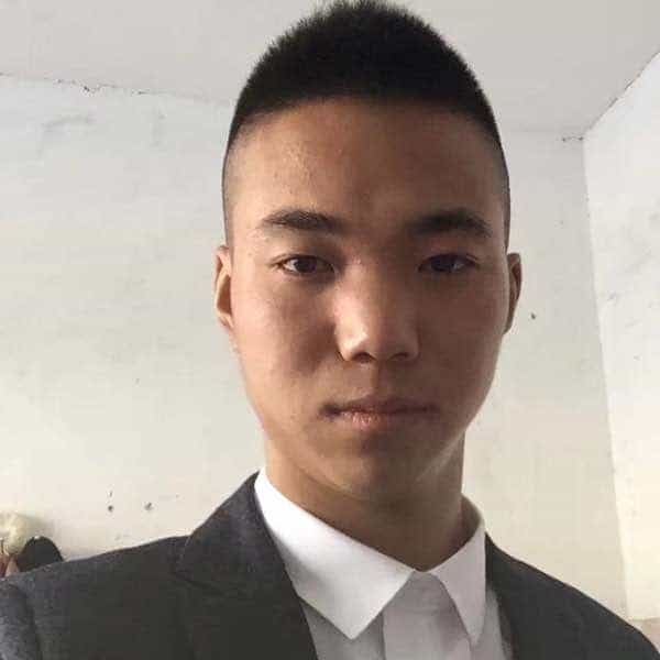 28岁岁陕西单身帅哥 - 那曲吉缘网