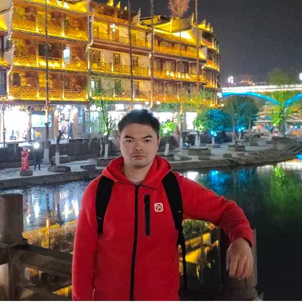 39岁岁广东单身帅哥 - 那曲吉缘网