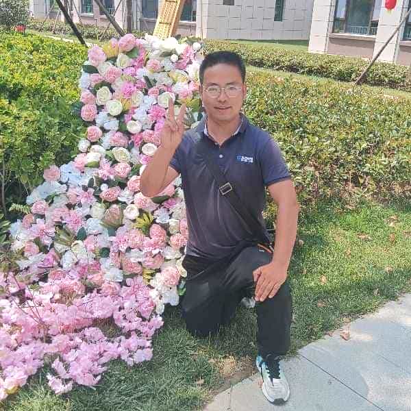 38岁岁山东单身帅哥 - 那曲吉缘网