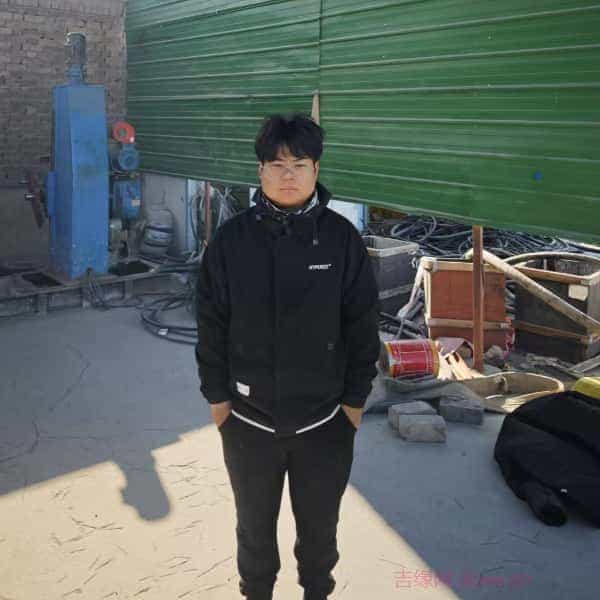 33岁岁河北单身帅哥 - 那曲吉缘网