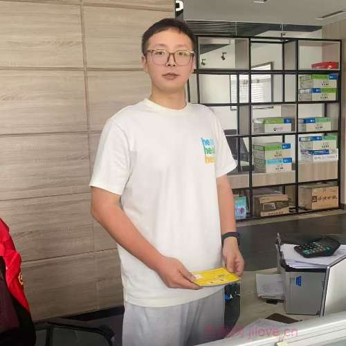 30岁岁江苏单身帅哥 - 那曲吉缘网