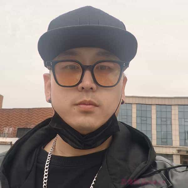 40岁岁山东单身帅哥 - 那曲吉缘网