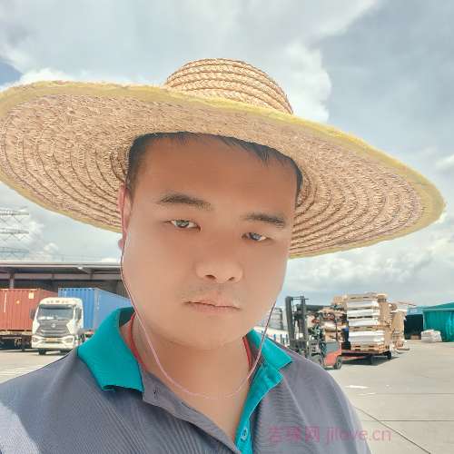 33岁岁湖南单身帅哥 - 那曲吉缘网